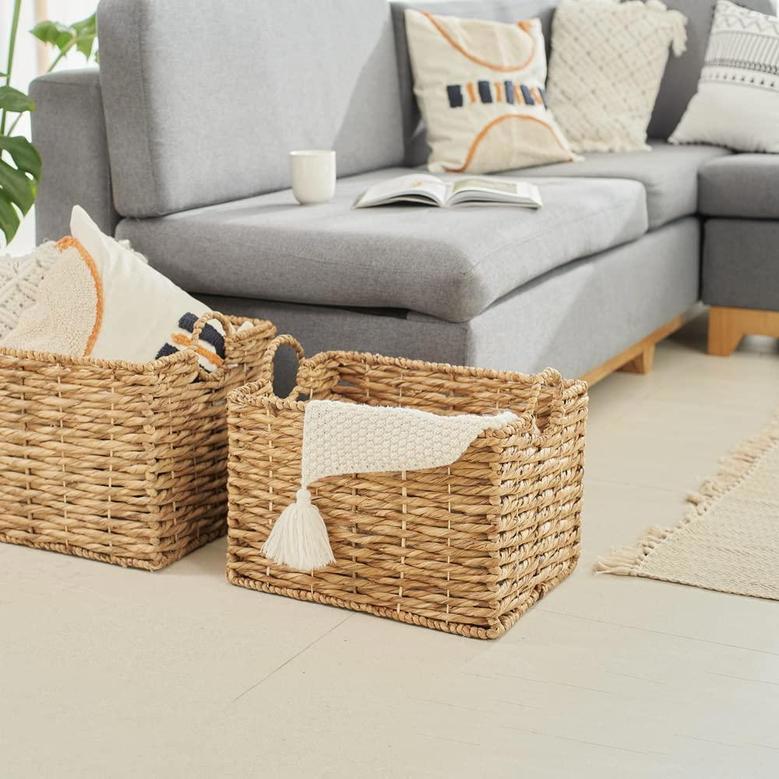 Set of 2 Wicker Storage Baskets for Blankets with Handles