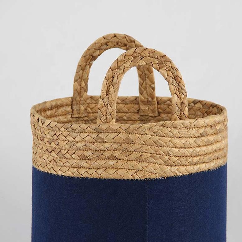 Eco-friendly Water Hyacinth Storage Basket with Handle for Home Organization