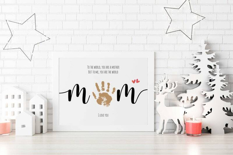 Heartfelt Hand Down Best Mom Canvas - Personalized 1st Birthday, Mother's Day Nursery Memory Keepsake