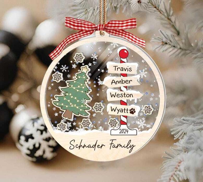 Heartfelt Family Tree Shake Ornament With Last Name For Christmas, Thoughtful Personalized Gift For Holiday DéCor