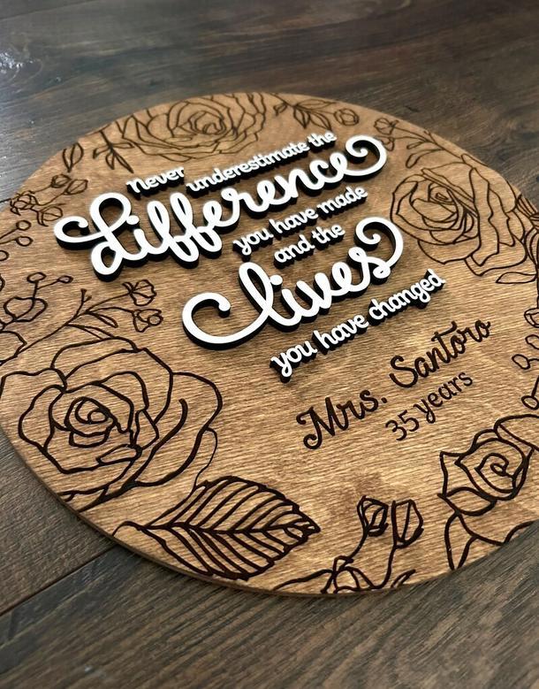 Personalized Floral Engraved Wooden Sign For Retirement Celebration Room DéCor