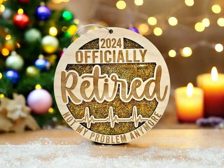 Personalized Nurse Retirement Wooden Ornament For Christmas Gifts