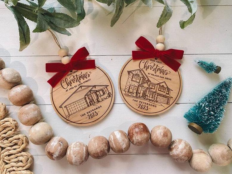 Christmas Personalized Wooden Ornament With Custom Hand Drawn House Design – First Home Gift