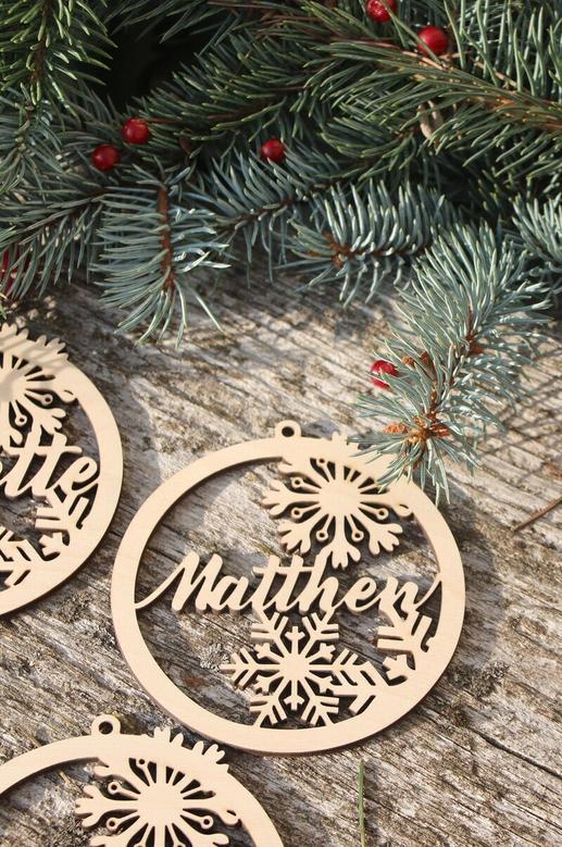 Wooden Christmas Ornaments – Personalized Custom Baubles For Holiday DéCor With Engraved Names Gift