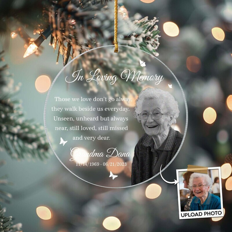 Heartfelt Mom Loss Acrylic Ornament - Custom Photo Christmas Remembrance For Memorial Day