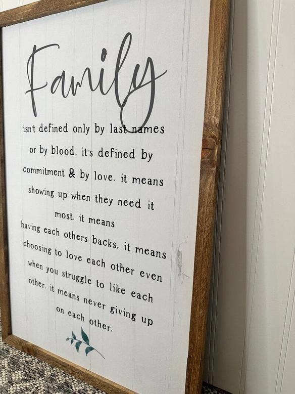 Heartfelt Family Definition Canvas For Rustic Farmhouse DéCor | Inspirational Wall Art Housewarming Gift