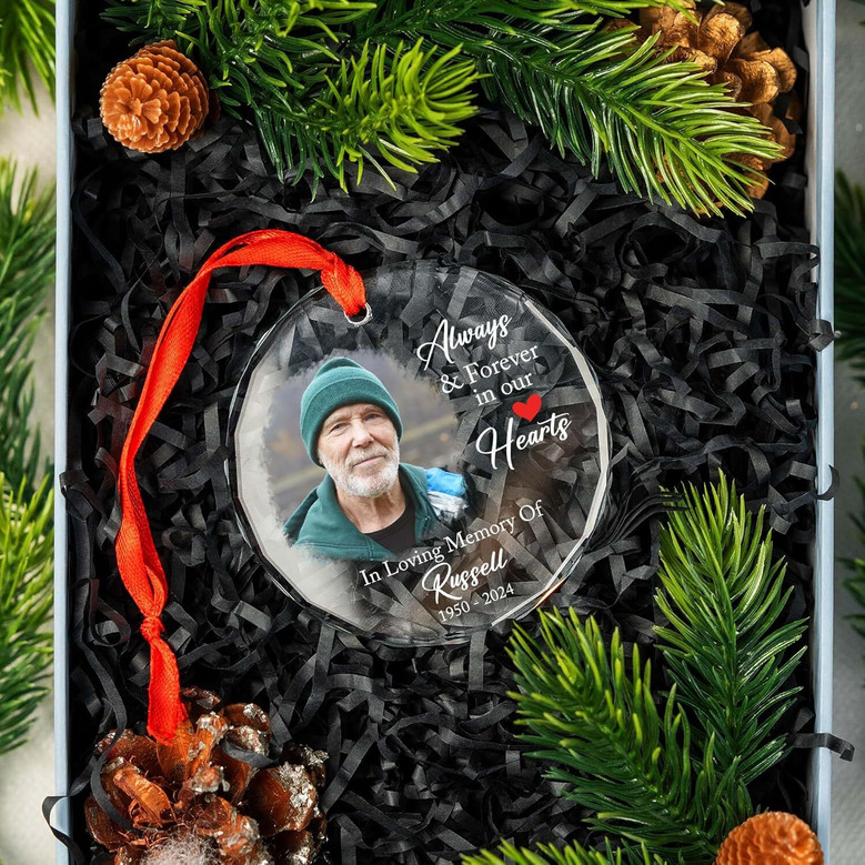 Thoughtful Personalized Glass Ornament For Family - 'I'm Always With You' Christmas Memorial For Loss Of Mom Or Dad