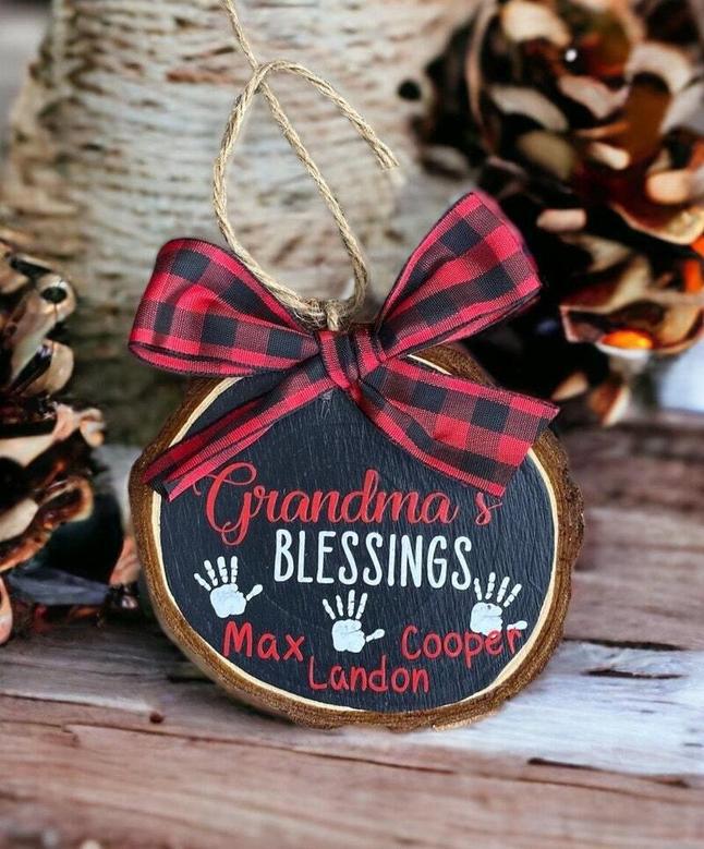 Heartfelt Grandma Wooden Ornament Personalized With Kids' Names - Touching Gift For Grandma's Blessings