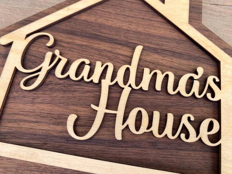 Personalized Grandma Wood Sign For Mother's Day Living Room Decor