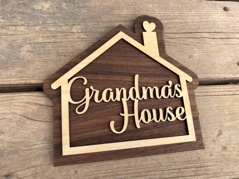 Personalized Grandma Wood Sign For Mother's Day Living Room Decor