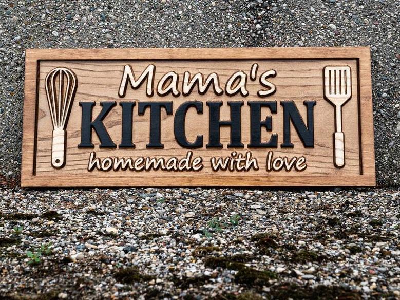 Personalized Mom's Kitchen Wood Sign - Mother's Day & Birthday Gift For Kitchen DéCor