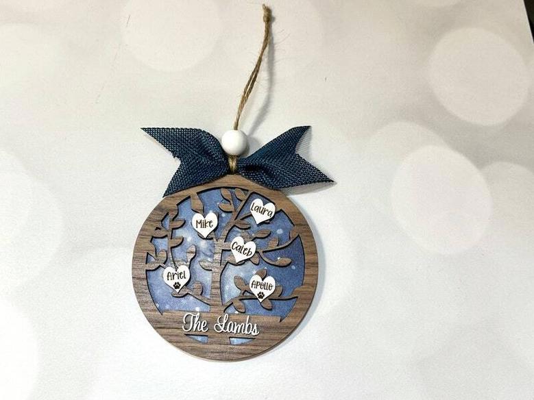 Personalized Family Tree Wall Decor Ornament For Mom's Christmas - Custom Name Plaque