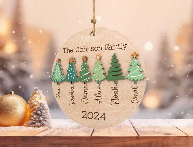 Custom Family Tree Wooden Ornament For Christmas - Heartfelt Holiday Wall Decor