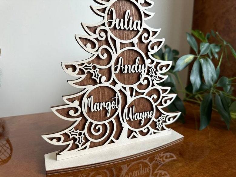 Custom Wooden Family Tree Wall Decor Ornament For Christmas 2024 - Thoughtful Gift