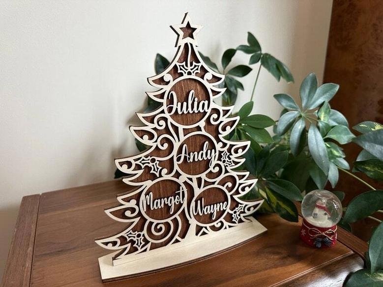 Custom Wooden Family Tree Wall Decor Ornament For Christmas 2024 - Thoughtful Gift