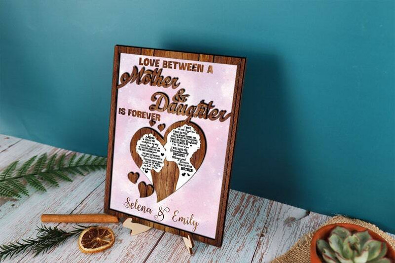 Mother daughter wood art sign in birch, round design with script font, custom names, ideal Mother’s Day gift from daughter