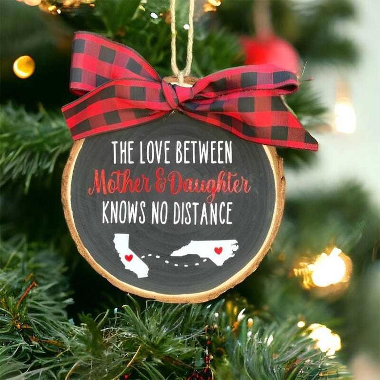 Personalized Mother Daughter Art Ornament - Thoughtful Christmas Gift For Moms - Heartfelt Wooden Decoration