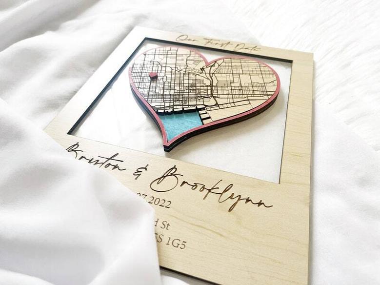 Thoughtful Where We Met Wood Map Sign With Special Date For Couples' Home DéCor