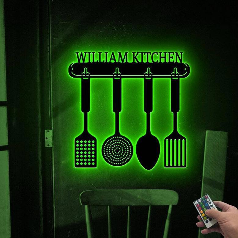 Personalized Kitchen Metal Sign With LED - Chef Gift l Unique Wall Art For Mother's Day