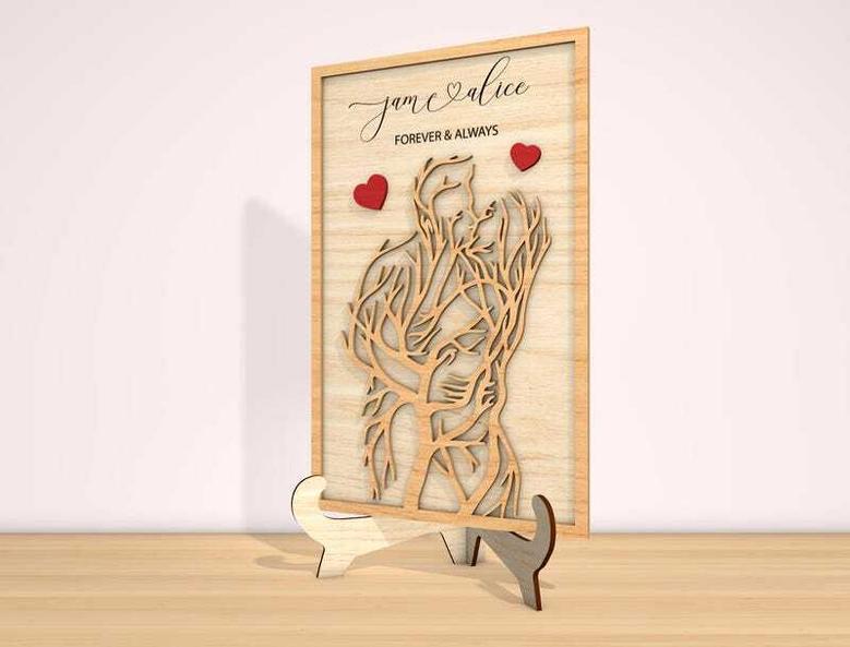 Custom Name Wood Sign With Romantic Kissing Scene For Anniversary And Valentine's Day Decor