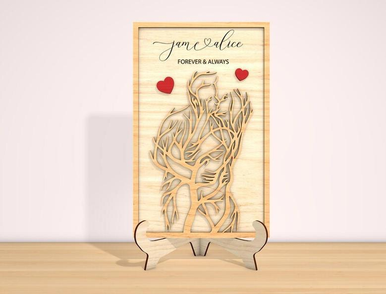 Custom Name Wood Sign With Romantic Kissing Scene For Anniversary And Valentine's Day Decor