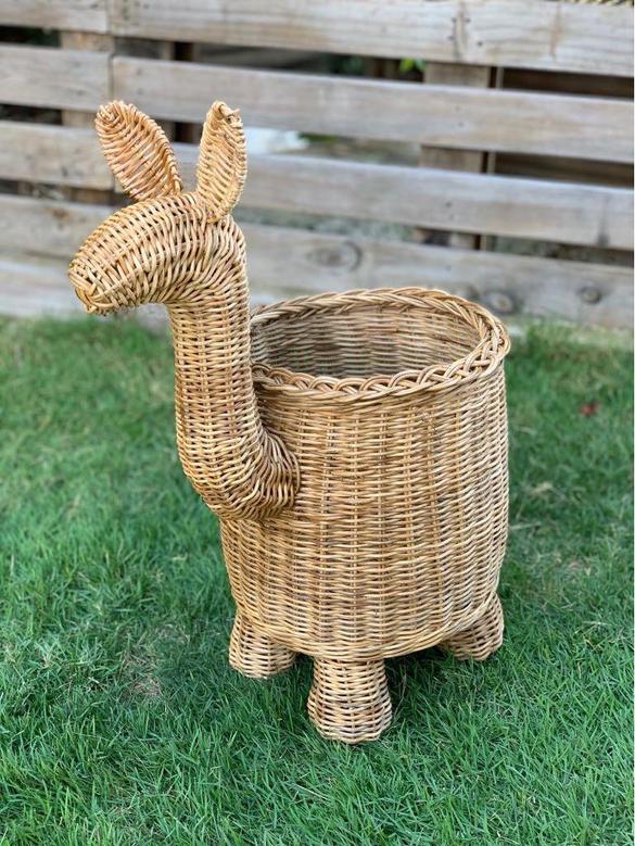 Creative Wicker Kangaroo Shaped Indoor Plant Pot