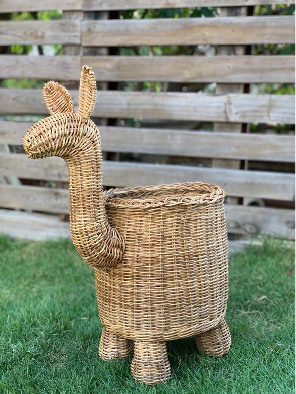 Creative Wicker Kangaroo Shaped Indoor Plant Pot