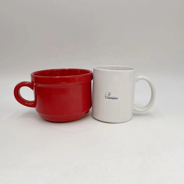 Customizable Red Ceramic Coffee Mugs in Multiple Sizes