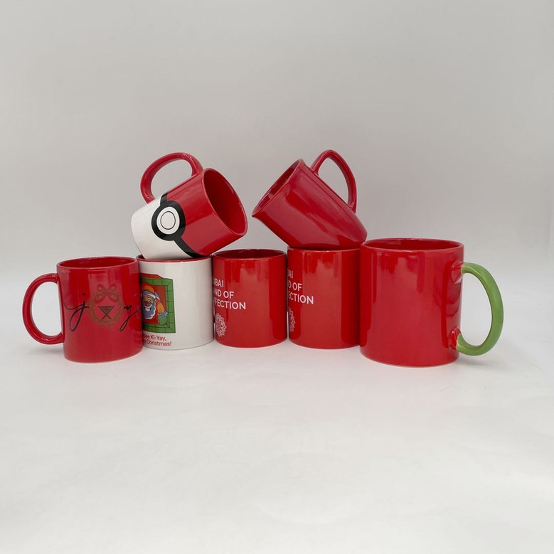 Customizable Red Ceramic Coffee Mugs in Multiple Sizes