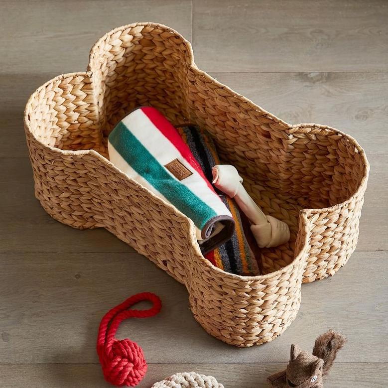 Decorative Water Hyacinth Dog Toy Basket for Home