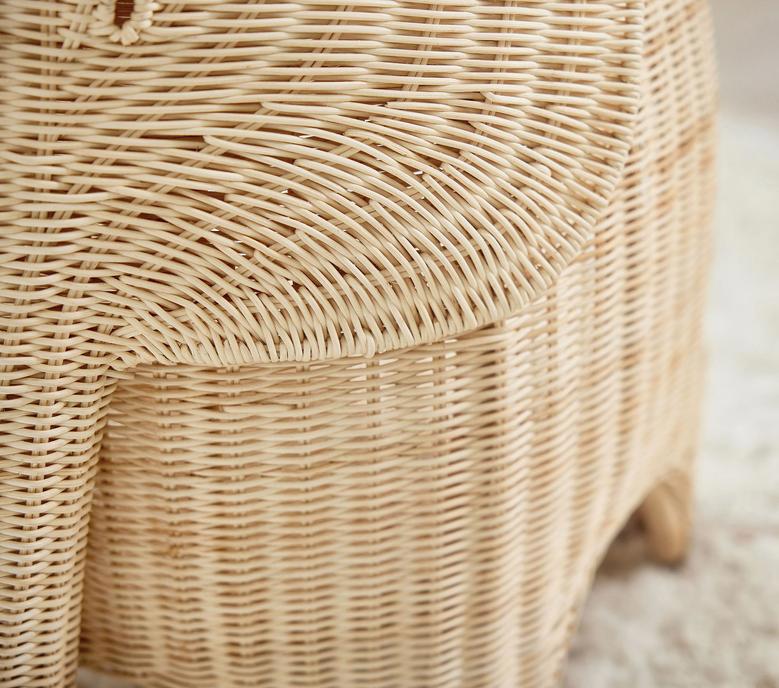 Durable Elephant Shaped Wicker Rattan Basket for Storage