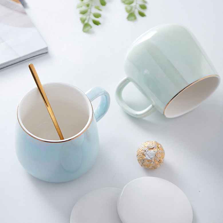 Elegant Porcelain Couple Mugs with Lids – Minimalist Design for Women | With Blue, Green, White, Pink Mugs