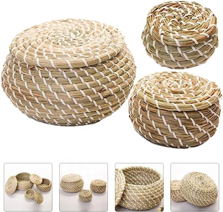 Hand Woven Straw Small Round Wicker Basket With Lid for Home Organization