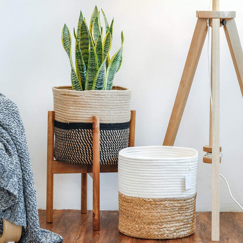 Natural Straw Seagrass Belly Basket for Storage and Plants