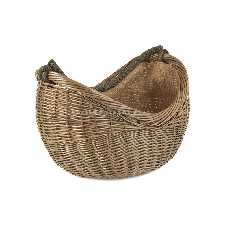 Oval Shape Wicker Basket with Natural Finish for Decoration