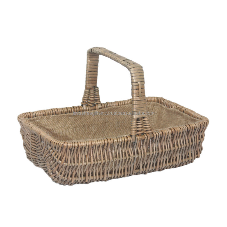 Oval Shape Wicker Basket with Natural Finish for Decoration