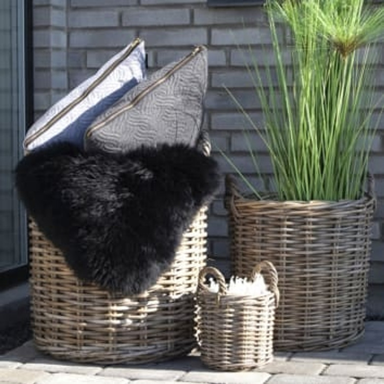 Round Decorative Wicker Seagrass Clothing Basket