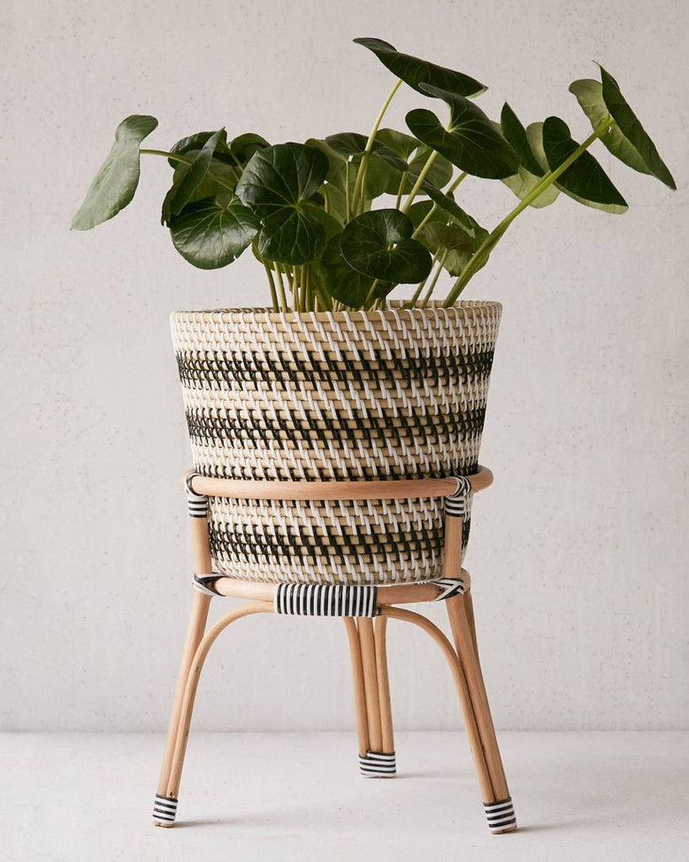 Stylish Woven Rattan Plant Stand for Indoor Decor