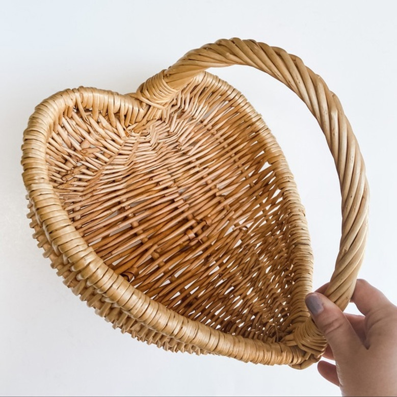 Eco-friendly Heart Shaped Wicker Basket | Perfect for Farmhouse Decor