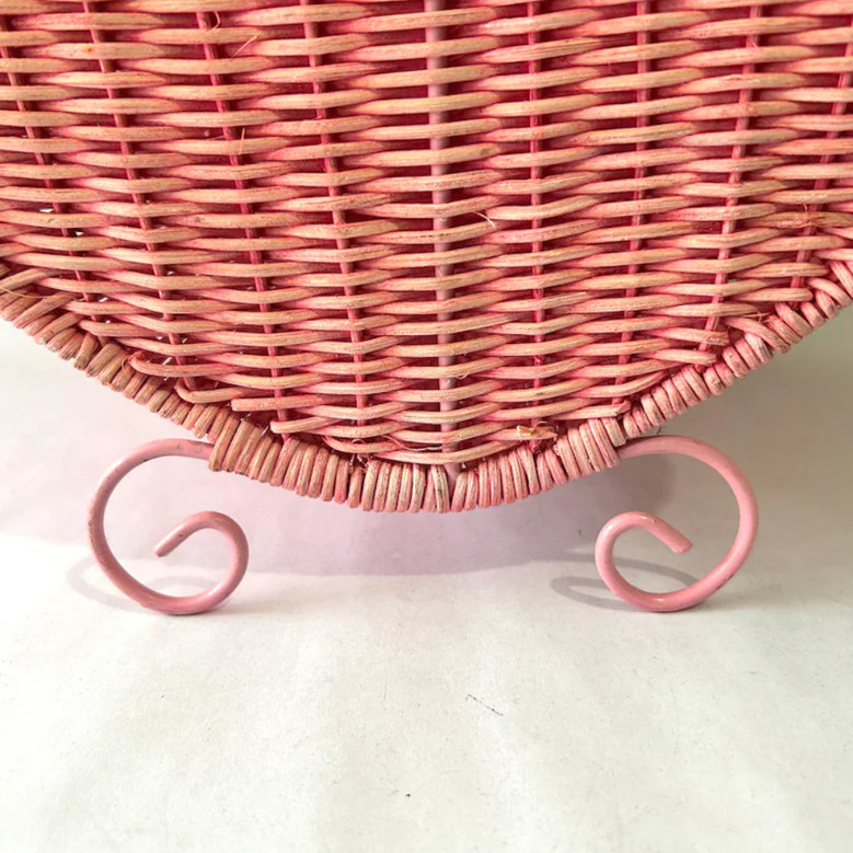 High-Quality Rattan Heart Shaped Wicker Basket for Valentine's Day