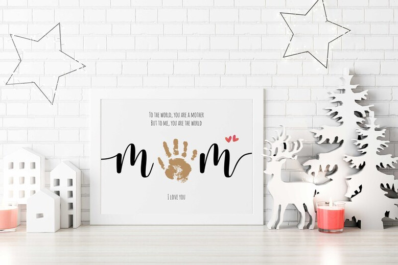 Mother’s Day mom handprint canvas keepsake, customized kids’ names, touching 'one person to the world' quote for nursery wall Mother’s Day mom handprint canvas keepsake, customized kids’ names, touching 'one person to the world' quote for nursery wall