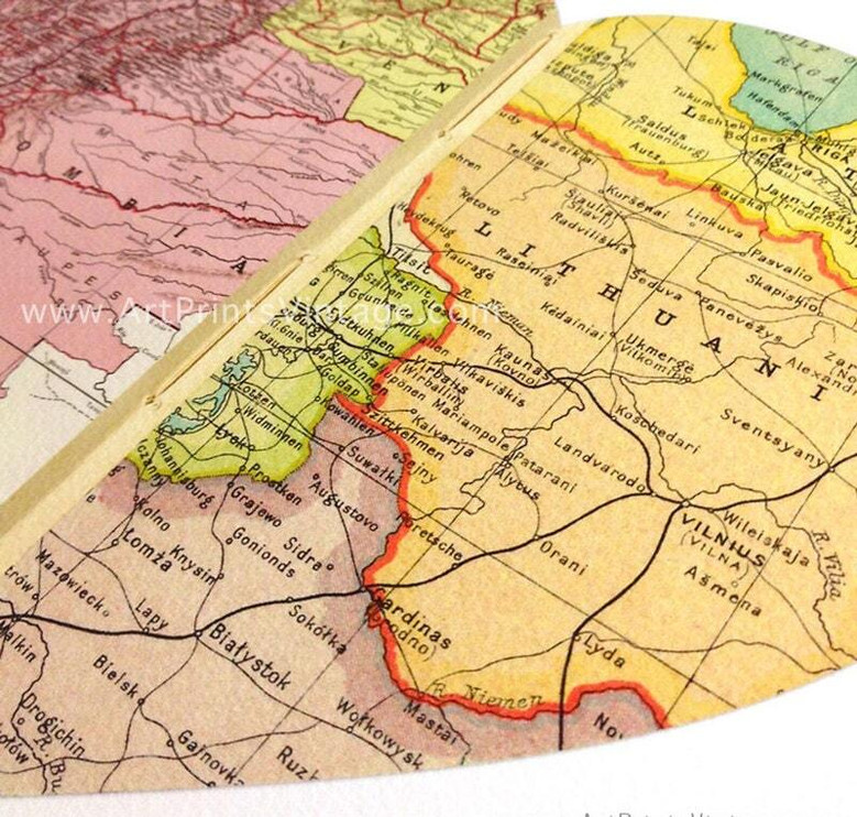 Map heart canvas wall art customized with names and wedding date; sentimental first anniversary gift, portrait orientation Map heart canvas wall art customized with names and wedding date; sentimental first anniversary gift, portrait orientation