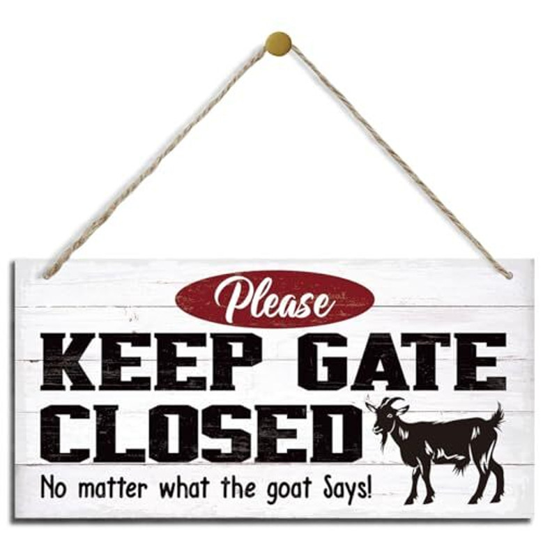 Farm Animal Warning Wood Sign - Funny Goat Caution Plaque For Farmhouse Fence Decor