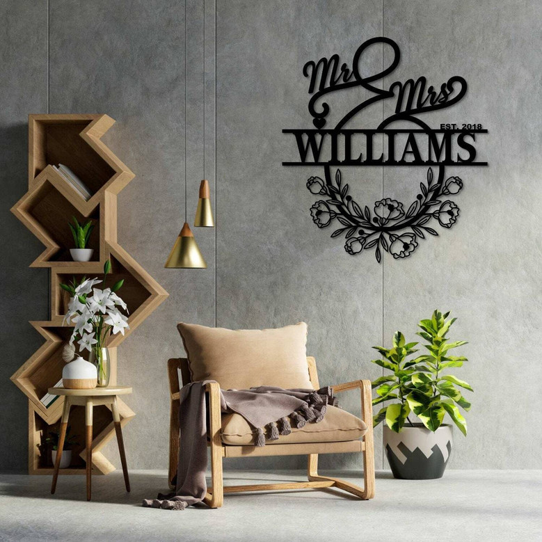 Customizable Mr And Mrs Metal Sign - Personalized Family Name Decor For Wedding Or Anniversary Gifts