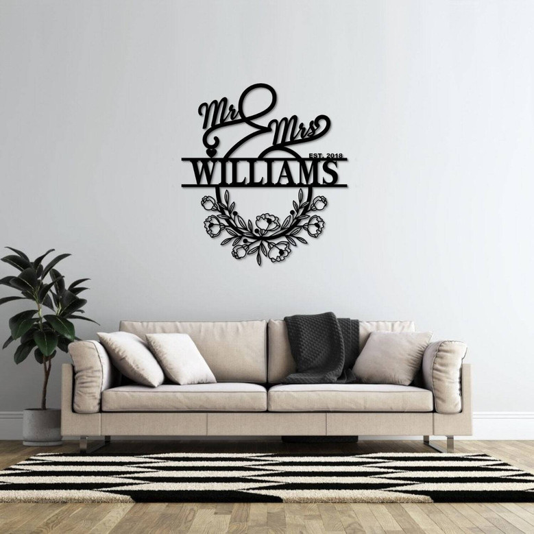 Customizable Mr And Mrs Metal Sign - Personalized Family Name Decor For Wedding Or Anniversary Gifts