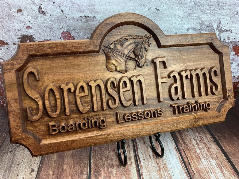 Personalized Animal Farm Wooden Sign For Couple's Anniversary - Custom Ranch Last Name Decor