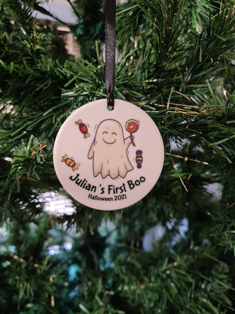 Personalized Baby's First Halloween Ornament - Cute Ghost & Pumpkin Design: Adorable Keepsake Decoration For Nursery Or Halloween Decor