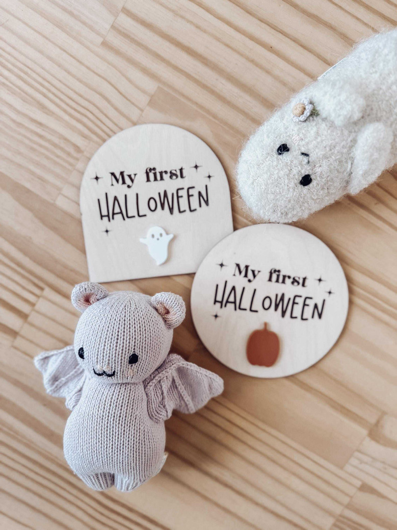 Personalized Baby's First Halloween Wooden Sign - Pumpkin DéCor For Nursery