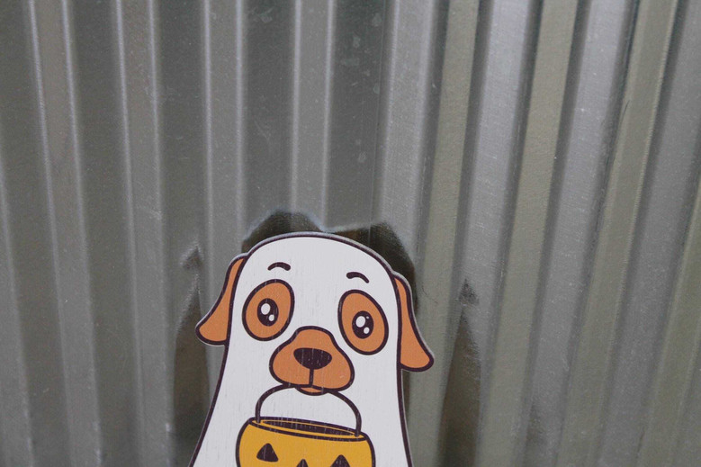 Halloween Ghost Dog UV Wood Sign - Cute Labrador Golden Retriever Jack-O'-Lantern Window Hanging Decoration