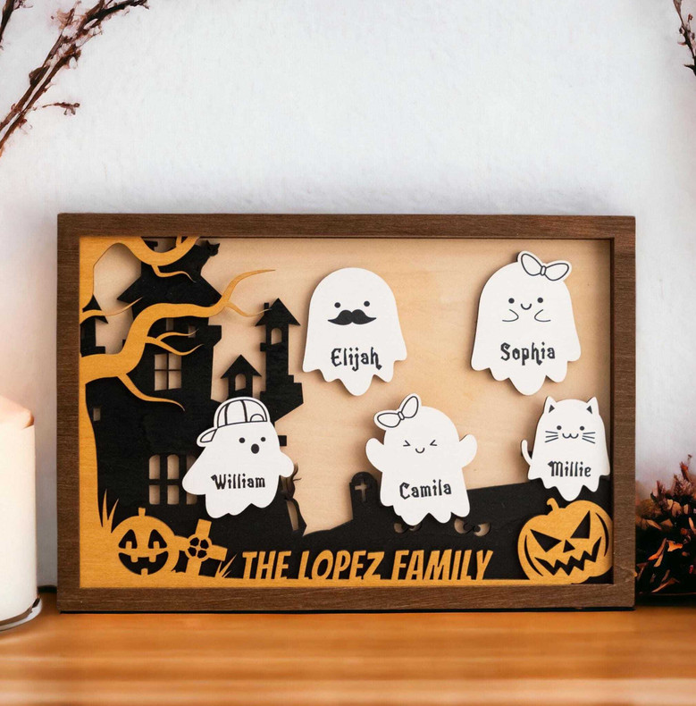 Cute Halloween Decor: Personalized Ghost Family Wood Sign For Spooky Seasonal Touch